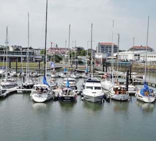 Eindrücke aus dem Yachthafen Cuxhaven