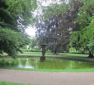 Am Schloss Karlsruhe