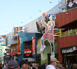 Per i negozi degli studios