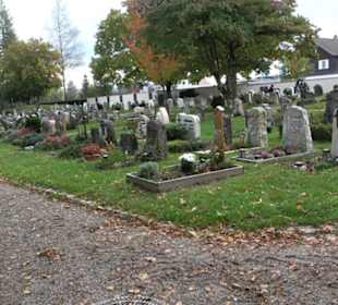 Städtischer Friedhof