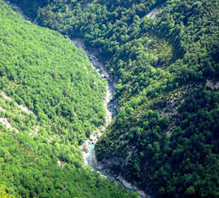 Blick von der Route des Crètes in den Canyon