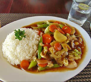 Janus Paradise Rest Induruwa