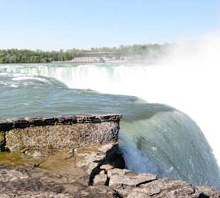 Horseshoe Falls
