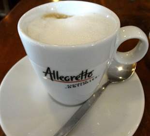 Kaffee mit Milchschaum