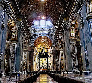 Blick durch die 211 m lange Kirche