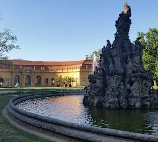 Orangerie und Hugenottenbrunnen in Erlangen 