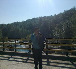 Der Stopp bei der historischen Brück