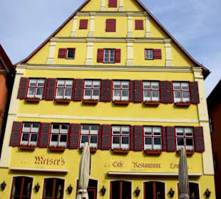 Unten tolles Kaffeehaus