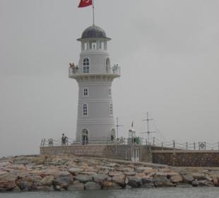 Der Leutturm im Hafen von Alanya
