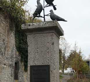 Brieftaubendenkmal am Platz der Brieftaube