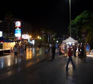 Plaza Shopping-Center