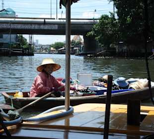 Verkäufer zu Wasser