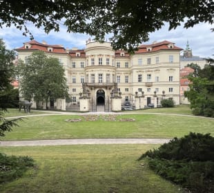 Deutsche Botschaft