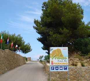 Zufahrt zum Plaka-Beach, Vrahos Beach-Bar