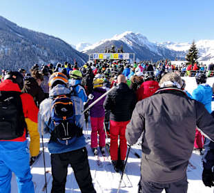 Warteschlange am Lift