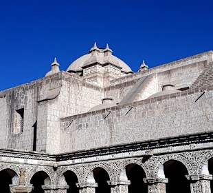 Claustros de la Compania