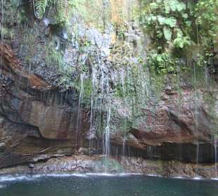 Wanderung zum Wasserfall Rabacal