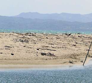 Fluss Landzunge Meer Berge