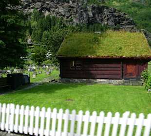Begrünte Dächer sieht man oft in Norwegen