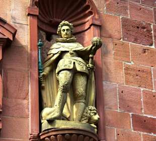 Steinfiguren der Fürsten