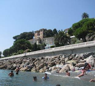 Kleiner öffentlicher Strand (spiaggia libera)