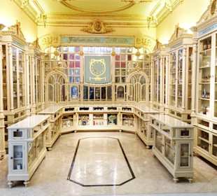 Rundgang durch das Pharmaziemuseum in Porto