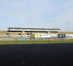 Strahov Stadion,Blick auf die Osttribüne