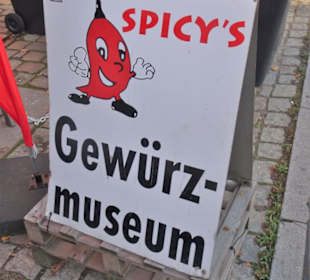 Der Aufsteller des Spicy's Gewürzmuseum