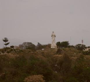 Christusstatue am Hafen
