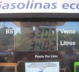 Volltanken - 34 Liter =3.300 Bolivares=1 Euro