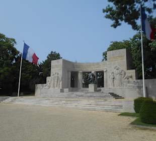Monument aux morts de Reims