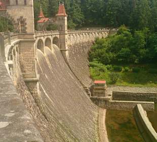 Přehrada Les Království