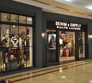 Shopping Center Suria KLCC