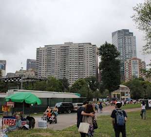 Blick durch den Park