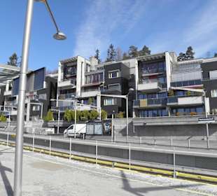 Станция метро Холменколлен