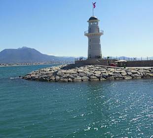 Bei der Hafenausfahrt