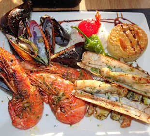 Meeresfrüchteteller im "Les Terrasses du Racou"