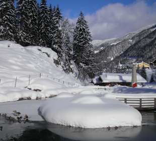 Untertauern im Hintergrund