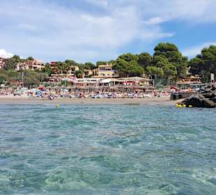 Ruhigerer Nebenstrand