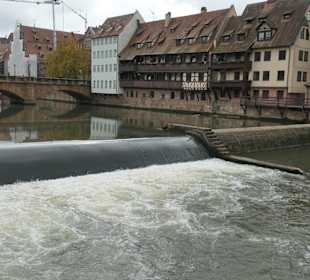 Die Maxbrücke und die Pegnitz