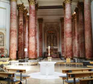 Kirchenschiff mal anders gebaut