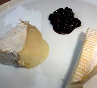 Schafsbrie vom Knuthenlund mit Feige