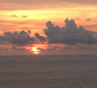 Sonnenuntergang am Uluwatutempel