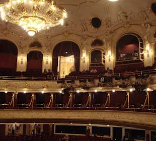 Operetta Theater