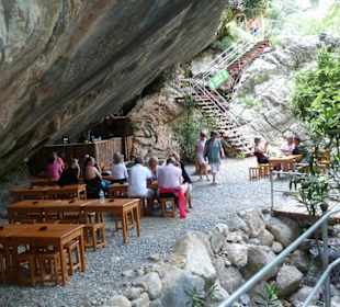 Sapadere Canyon Rastplatz unter den Felsen