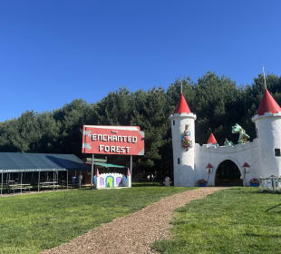 Clark's Elioak Farm