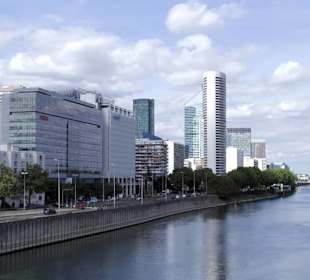 La Defense-Seine, Paris