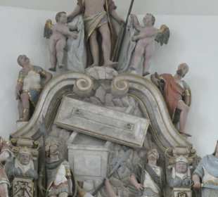 Detailansicht vom Alabaster-Epitaph in St. Moriz
