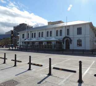 Mit dem Hop on Hop off Bus in Hobart unterwegs