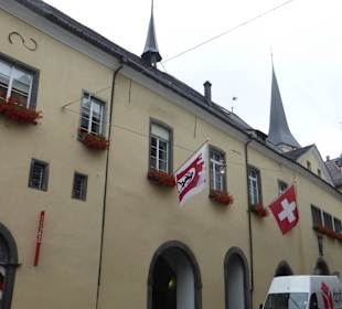 Das Rathaus in der Poststrasse